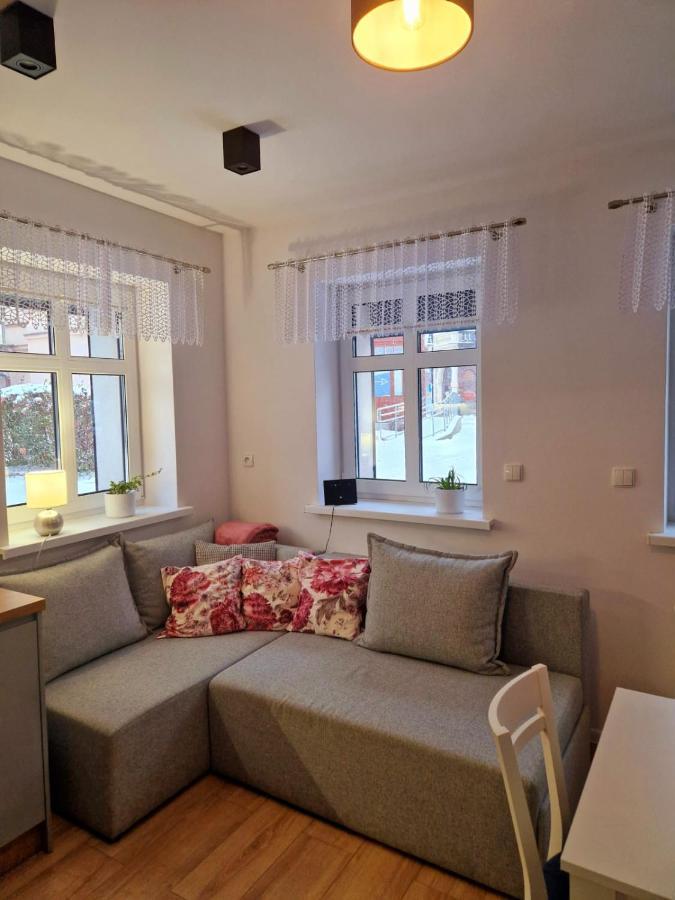 Apartament Przy Deptaku Jelenia Gora Luaran gambar